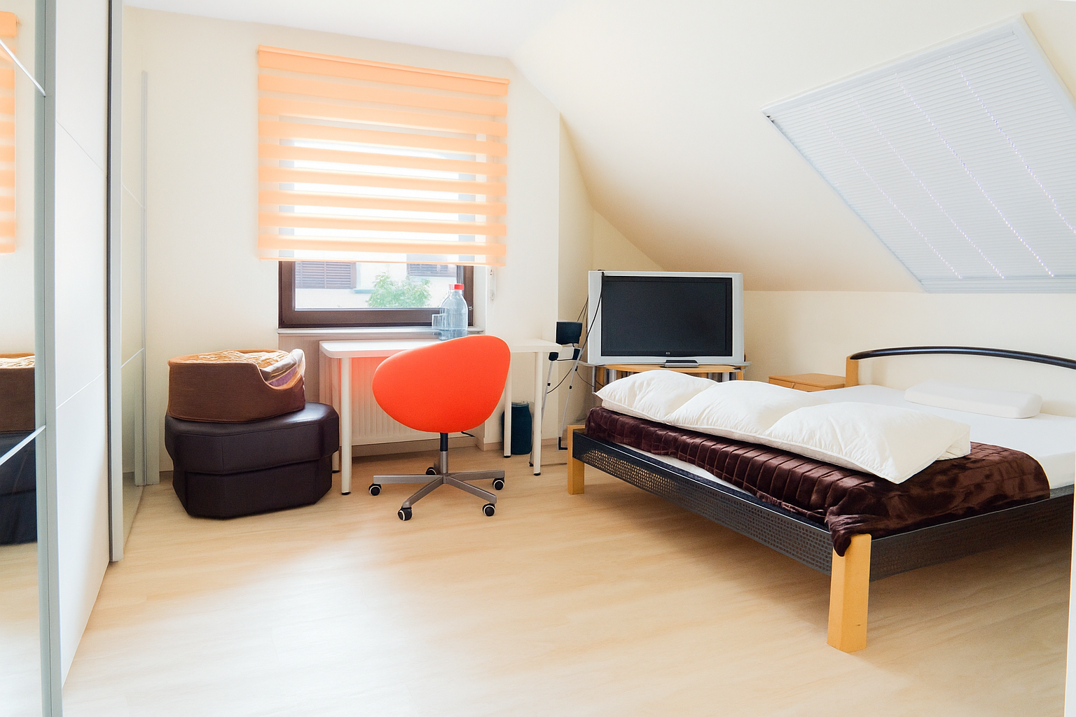 Schlafzimmer 2 OG