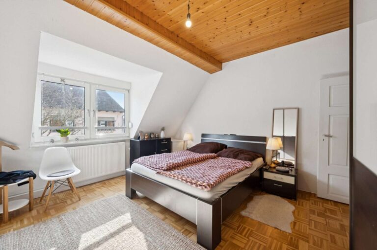 Schlafzimmer OG